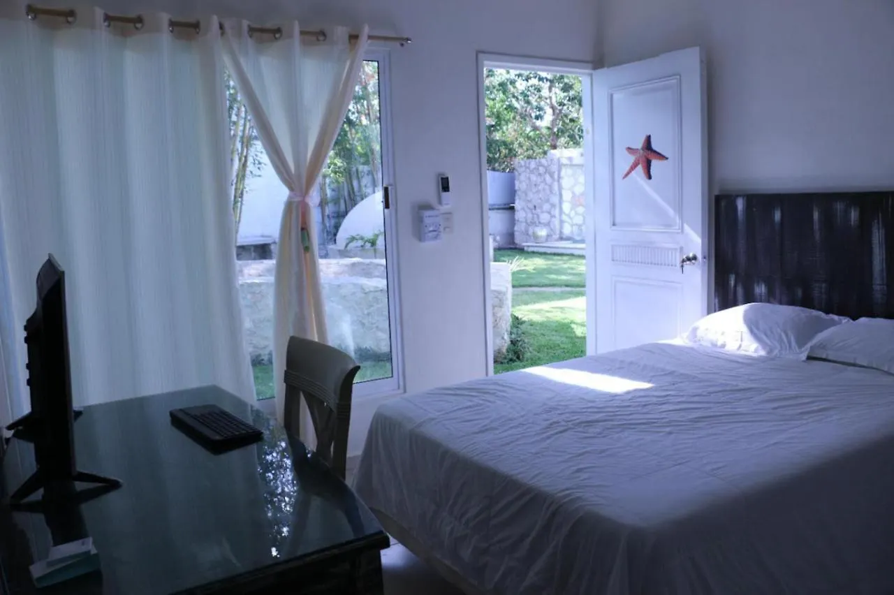 Charming 5-Bed Villa In Cancun